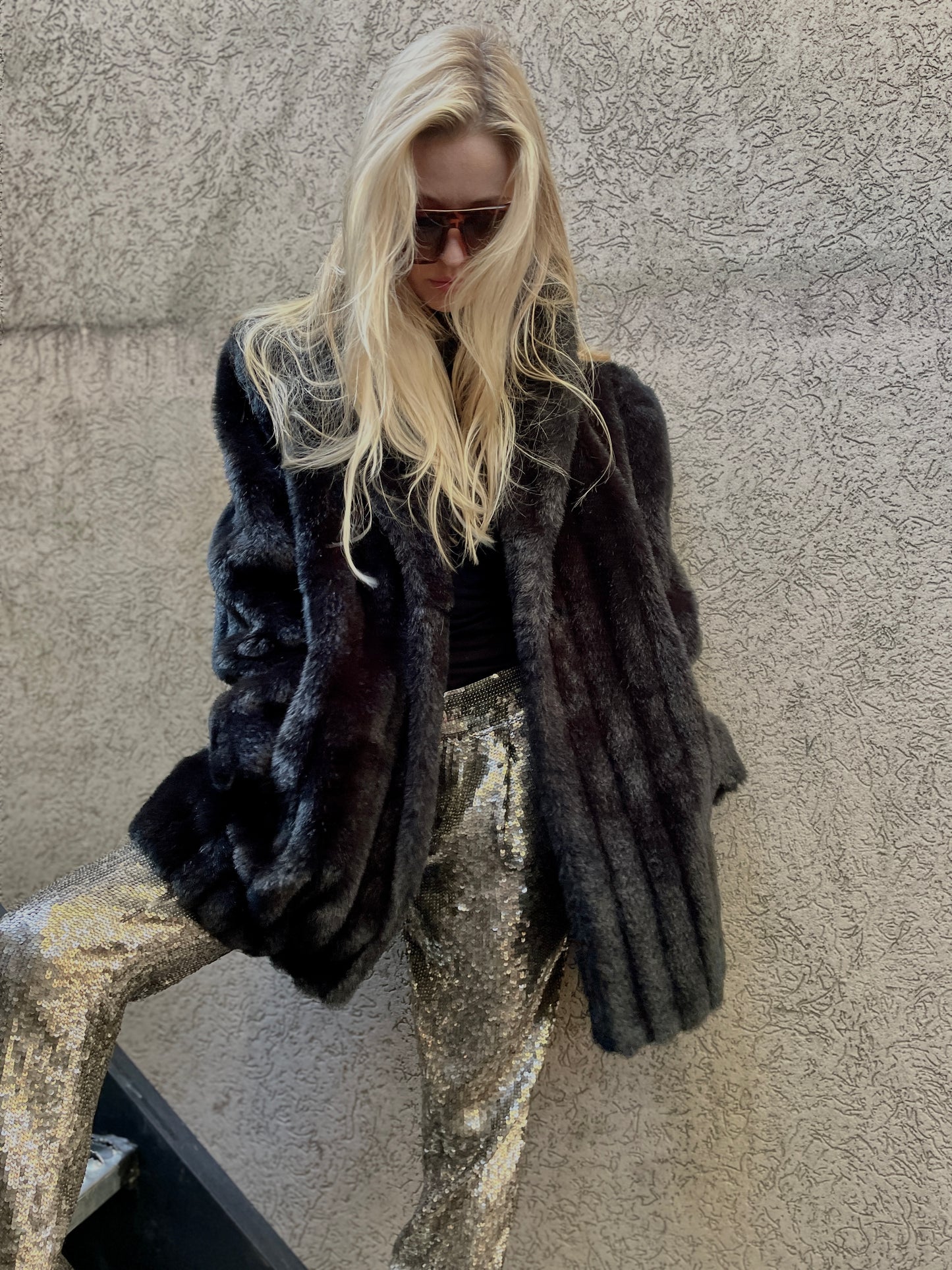 1980s Black Faux Plush Jacket Medium