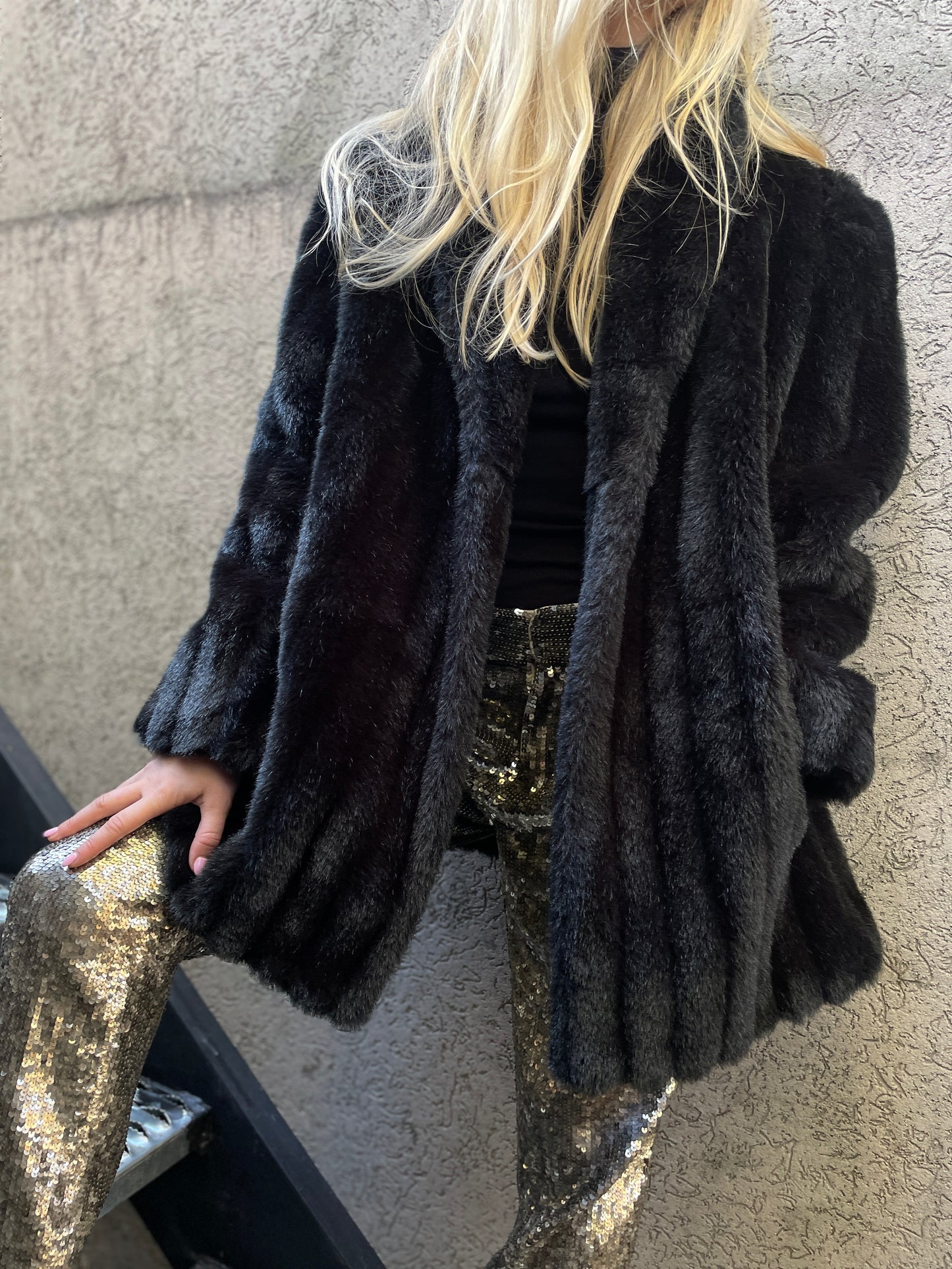 1980s Black Faux Plush Jacket Medium