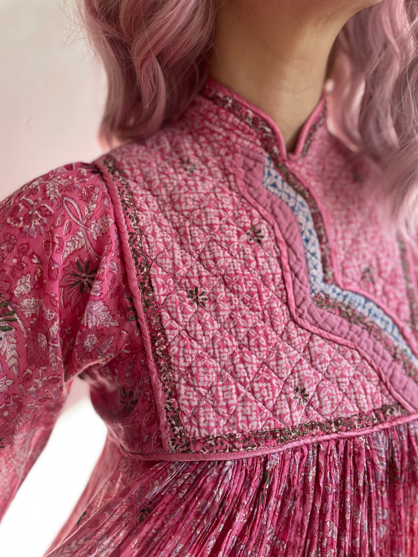 1970s Quilted Cotton Pink Dress XSmall